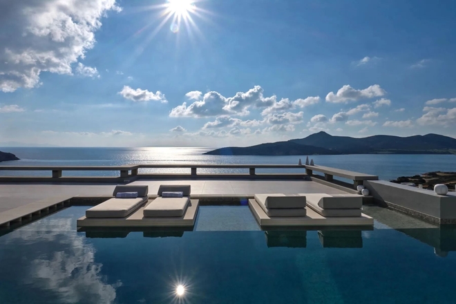 Βίλα προς πώληση στην Αντίπαρο