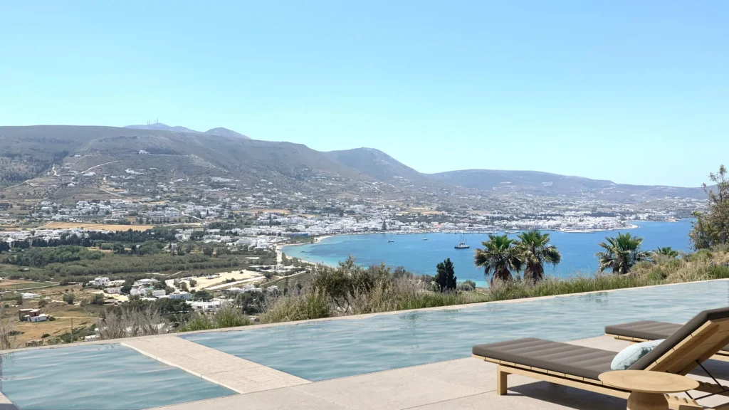 Βίλα στην Πάρο προς πώληση Mocca