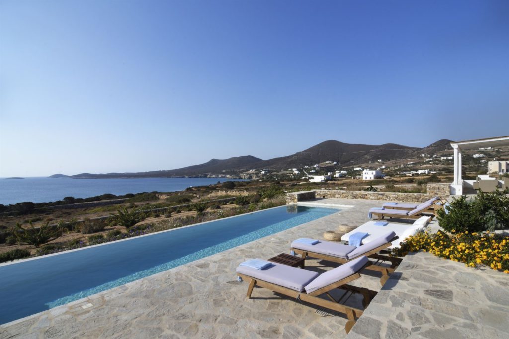 Βίλα προς πώληση στην Αντίπαρο Luna