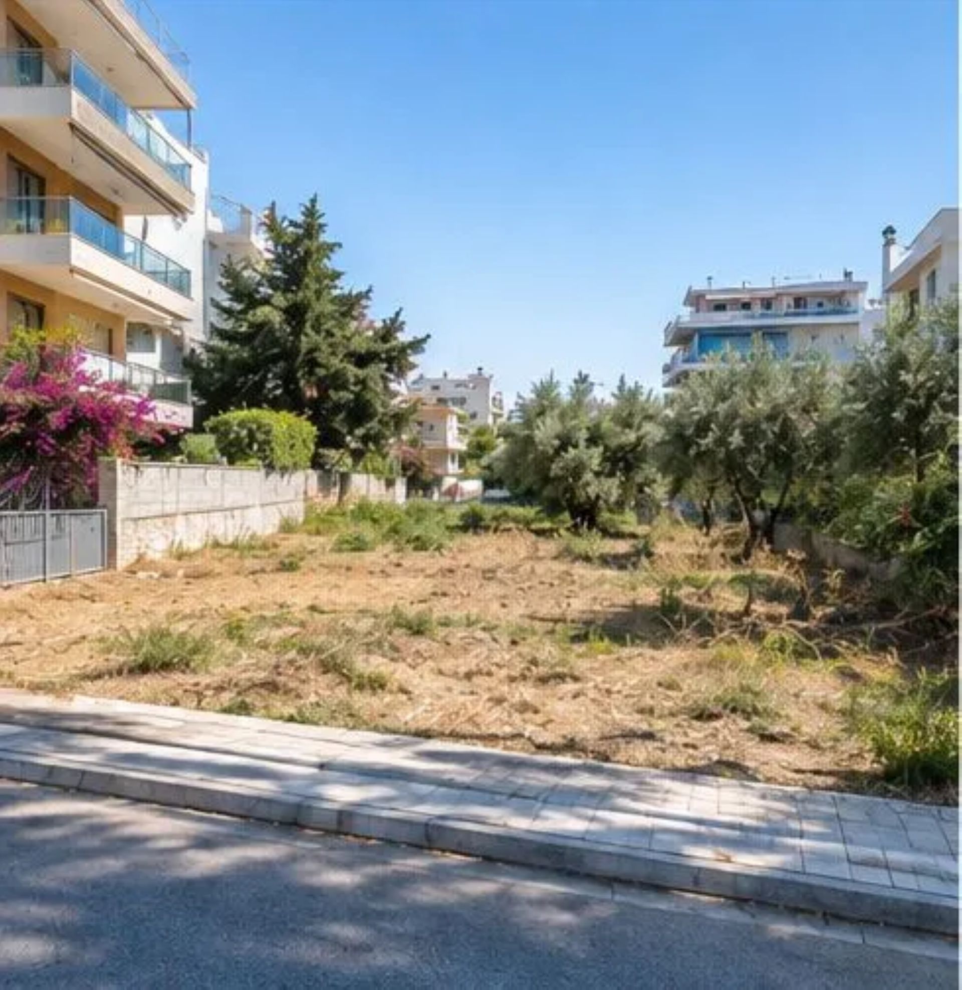 Γωνιακό οικόπεδο 600 τ.μ. στον Άλιμο featured image